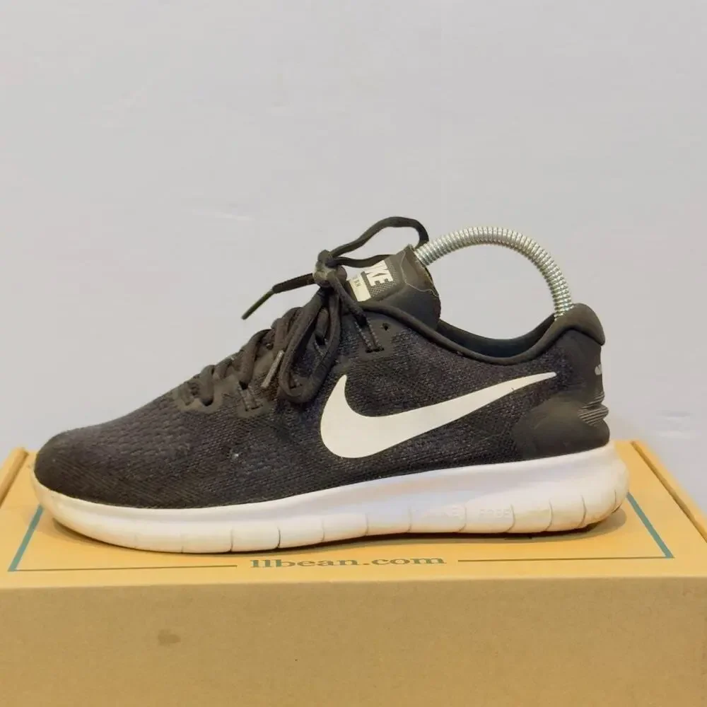 Nike Free RN Womens Size 8 Black White Running Shoes Lifestyle Free Foot Sneaker